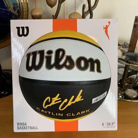 Wilson CAITLIN CLARK Inspire WNBA Basketball Tribute Size 6 ROY Iowa Black - Picture 3 of 6